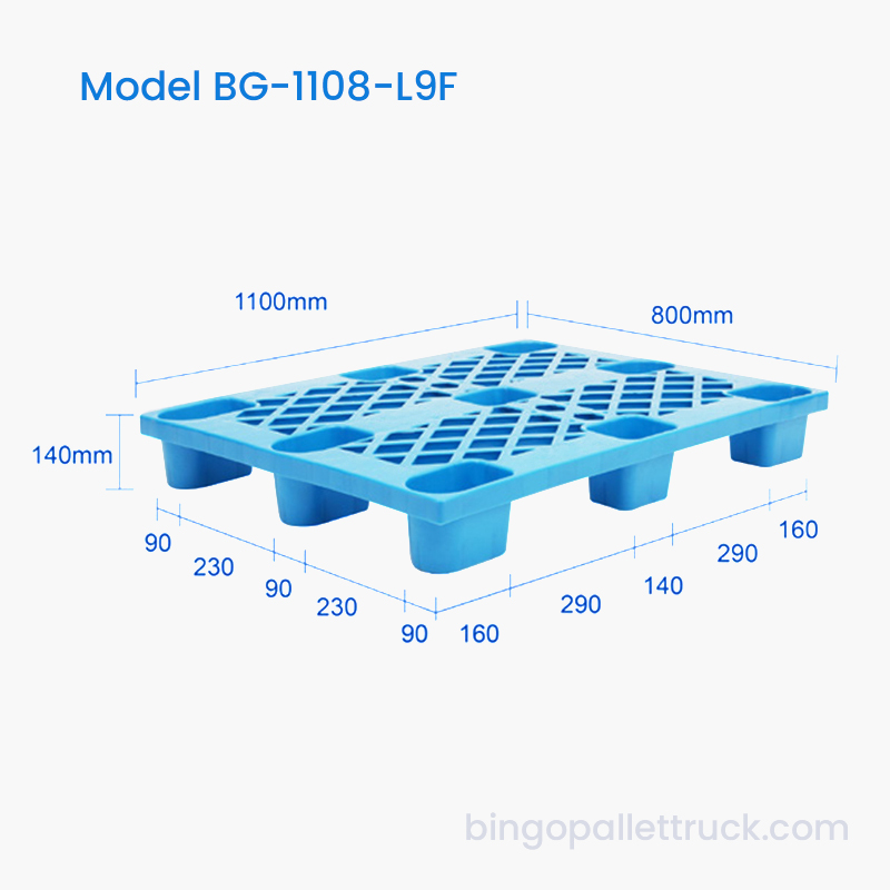 Pallet in plastica leggero da 1100x800 mm con ingresso a 4 vie per sollevatori per pallet